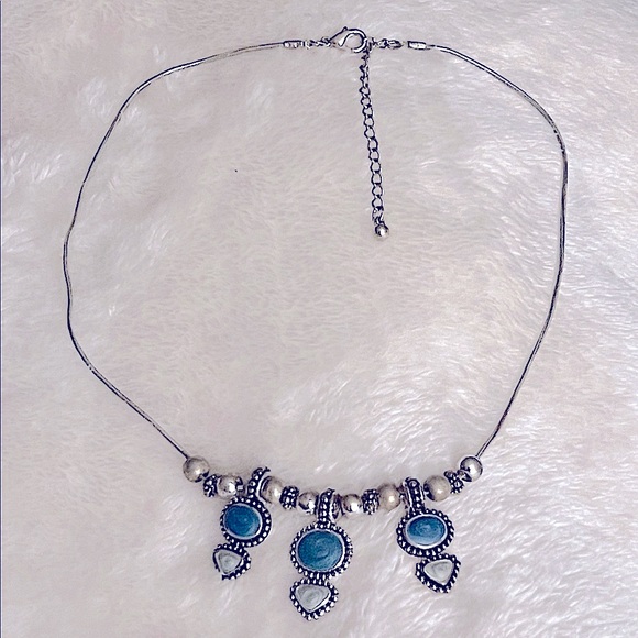 K. C. DESIGNS Jewelry - “K C” DESIGNS 💙 VTG 90’s SILVER/BLUE TRIO PENDANTS WITH BEAD SPACERS NECKLACE